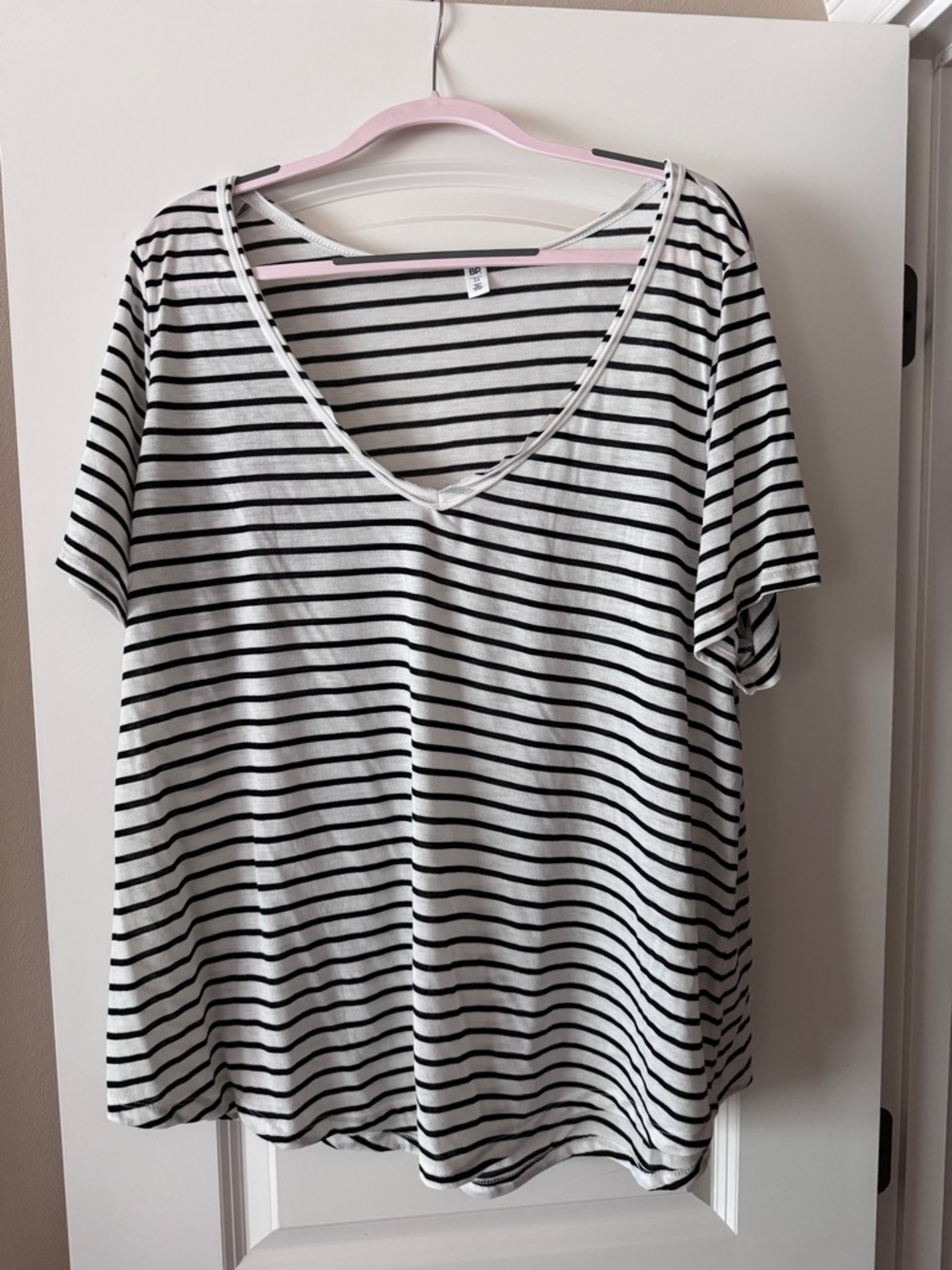 bp Black & White Striped V-Neck Short Sleeve Tee